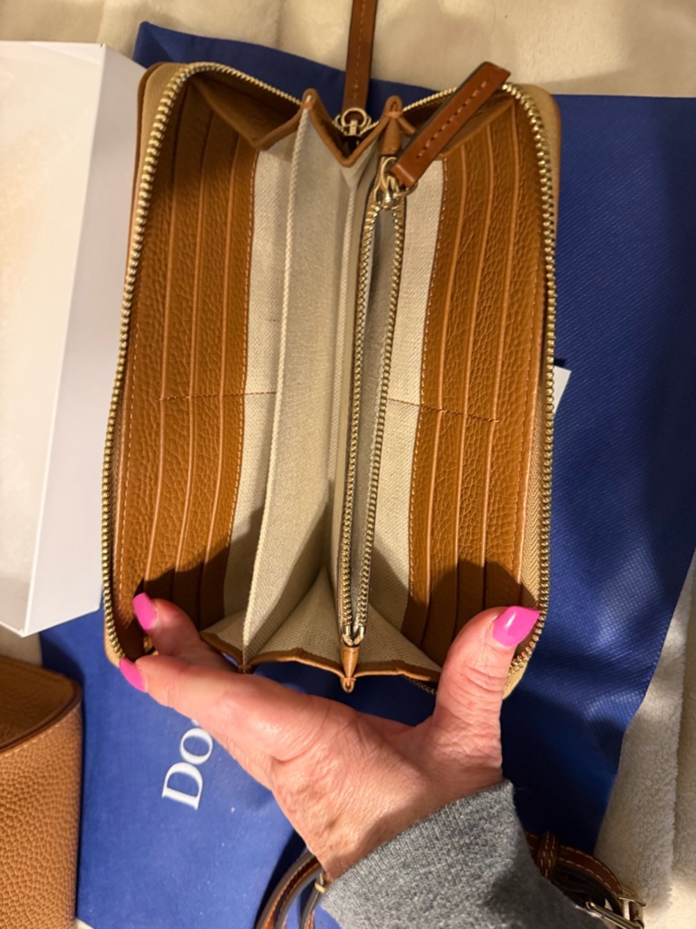 Dooney & Bourke Janine & Wallet set - Picture 15 of 15